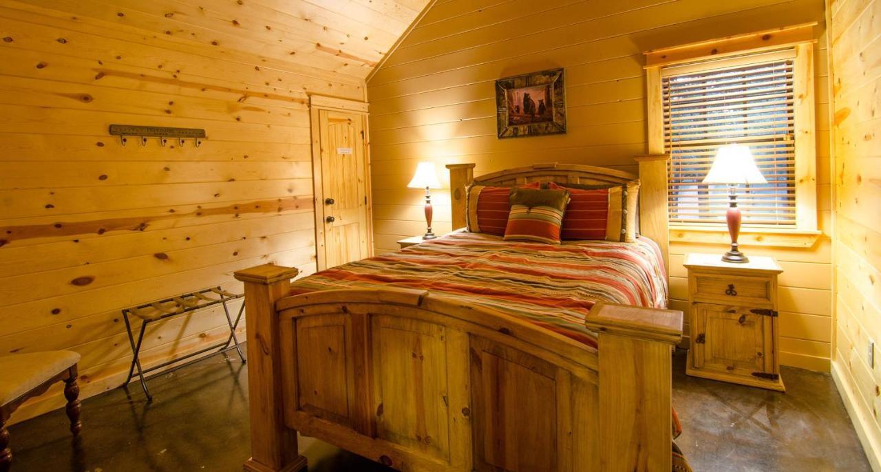 Shine On Harvest Moon W Bbq Vila Broken Bow Exterior foto