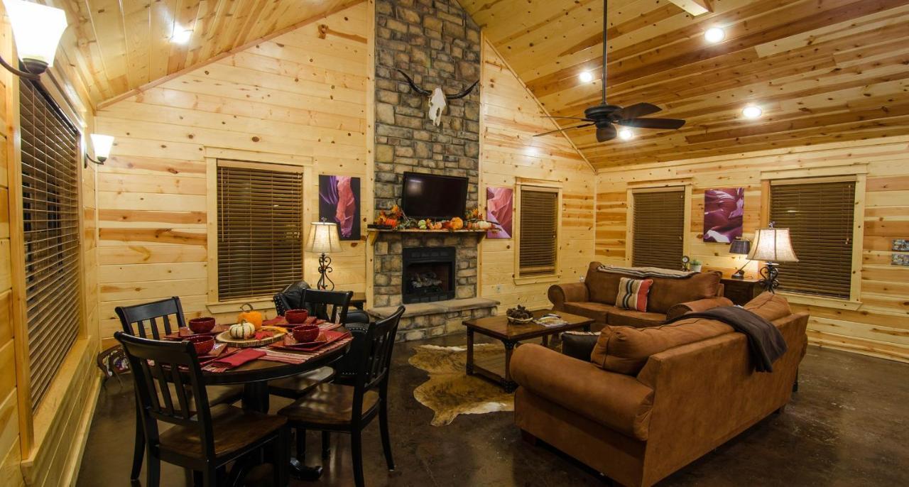 Shine On Harvest Moon W Bbq Vila Broken Bow Exterior foto